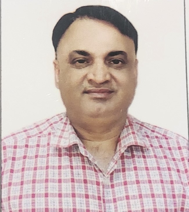 Shri Yogendra Prasad Shukla Director (Finance)